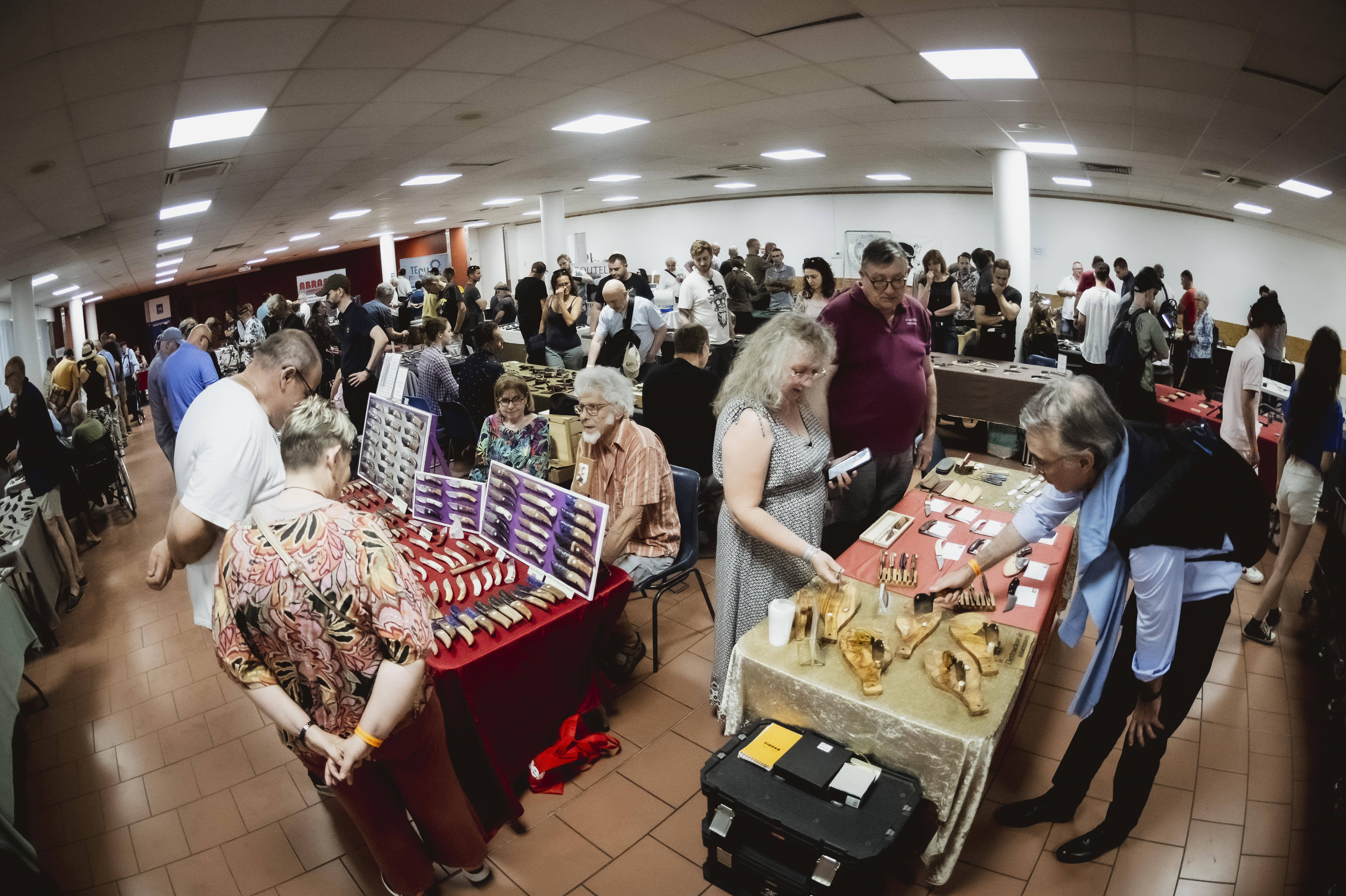 2° salon du couteau de Montpellier